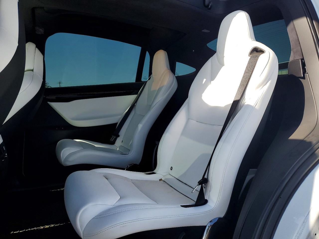 2018 Tesla Model X - zdjęcie 10