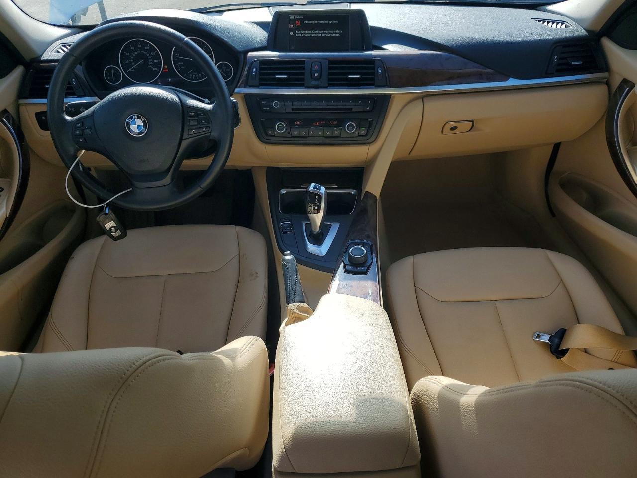 2013 BMW 320 I - zdjęcie 8