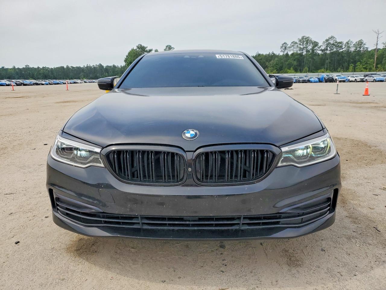 2019 BMW Seria 5 540i - zdjęcie 5