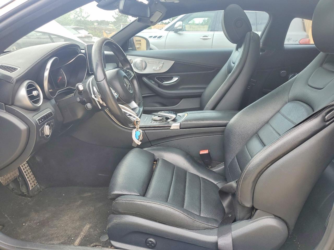 2017 Mercedes-Benz C 300 - zdjęcie 7