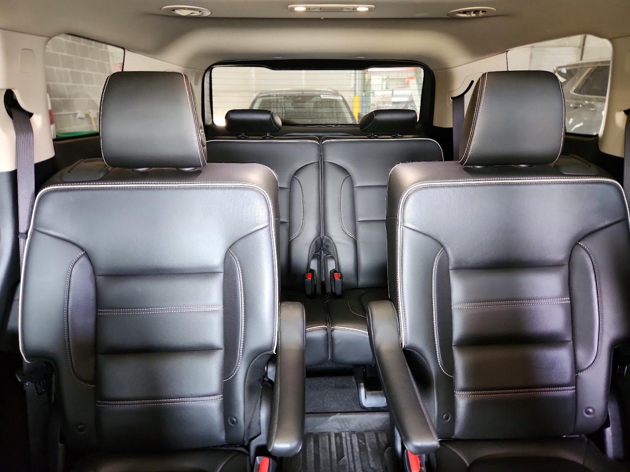 2018 GMC Acadia Denali - zdjęcie 10