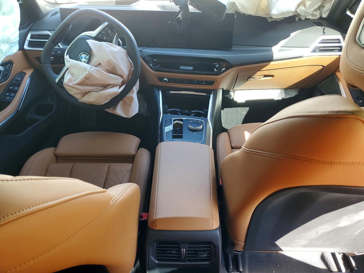 2026 BMW 330Xi - zdjęcie 8