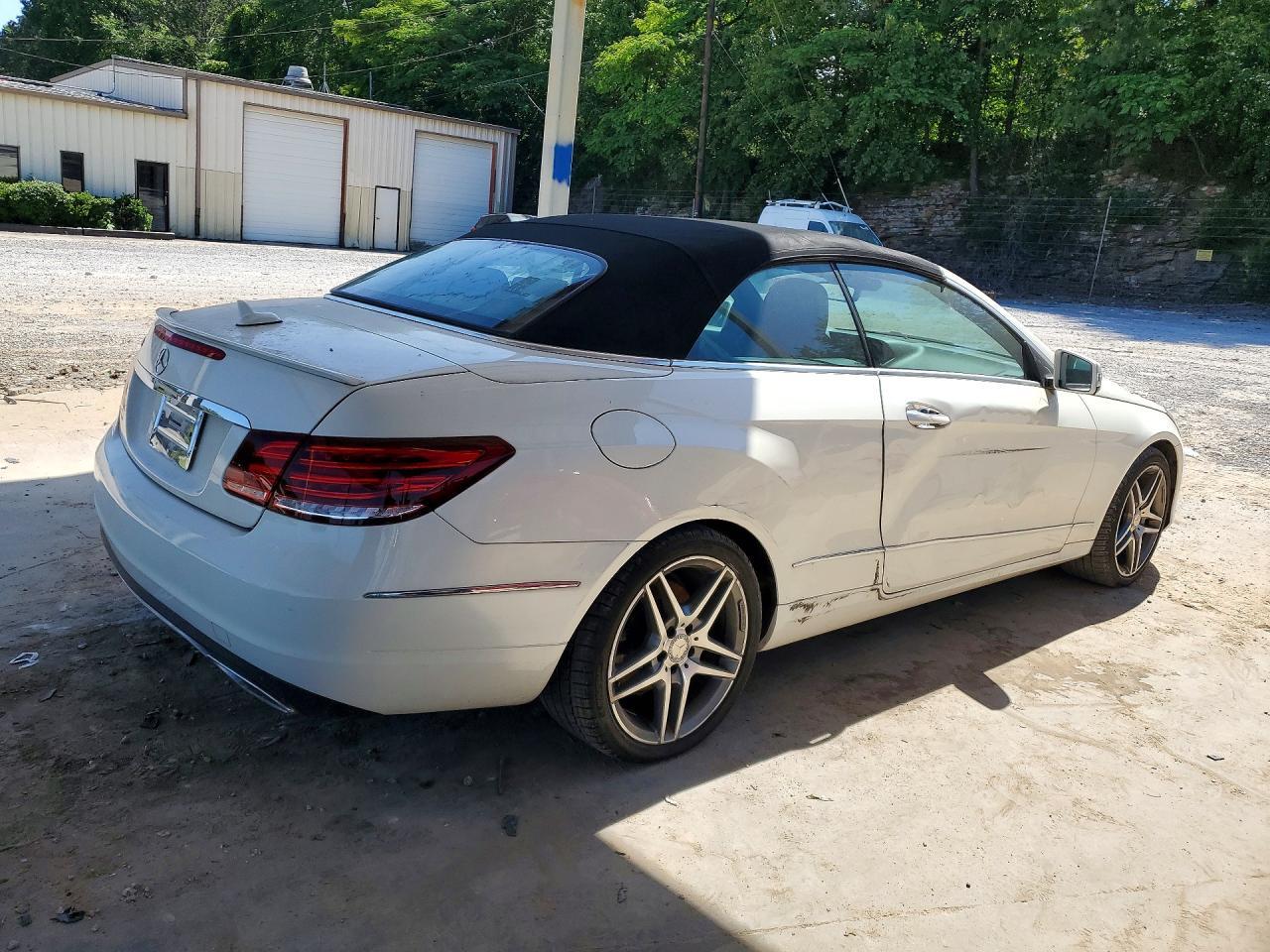 2015 Mercedes-Benz E 400 - zdjęcie 3