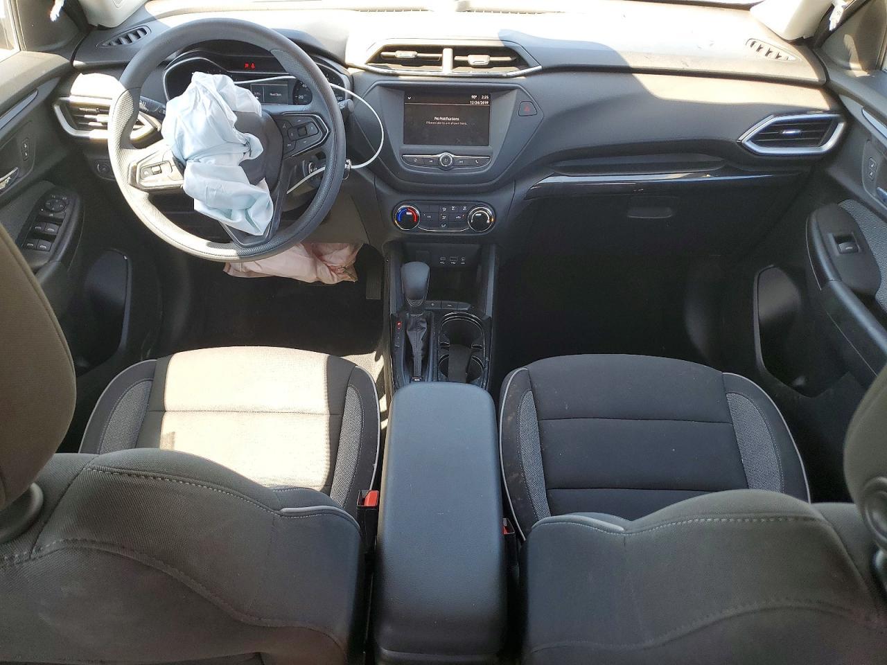 2022 Chevrolet Trailblazer Ls - zdjęcie 8