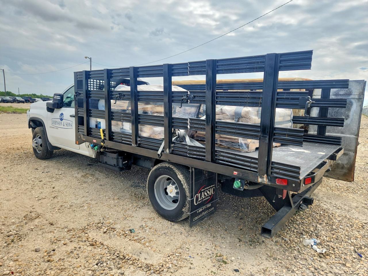 2025 Chevrolet Silverado K3500 - zdjęcie 2