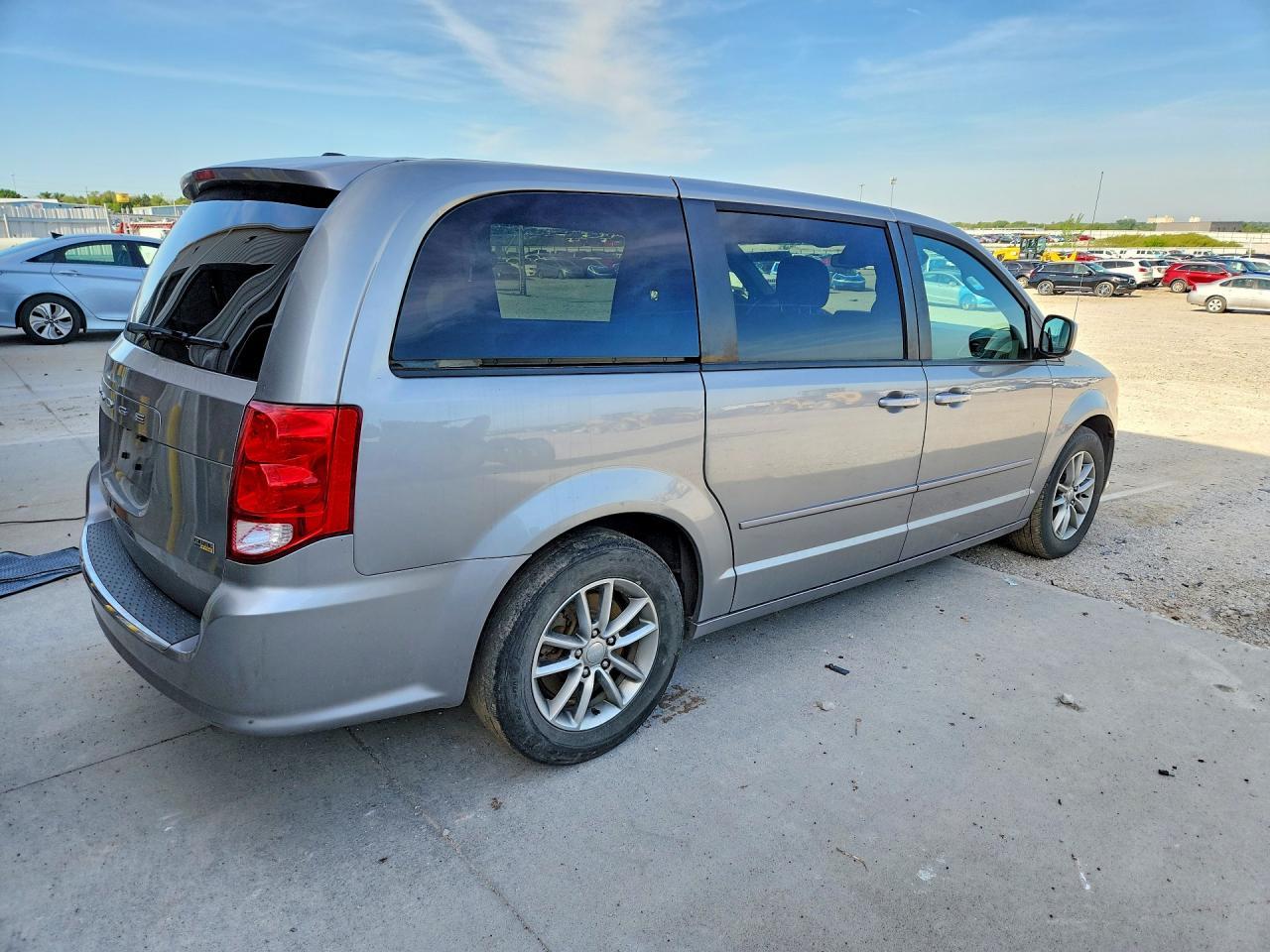 2016 Dodge Grand Caravan Se - zdjęcie 3