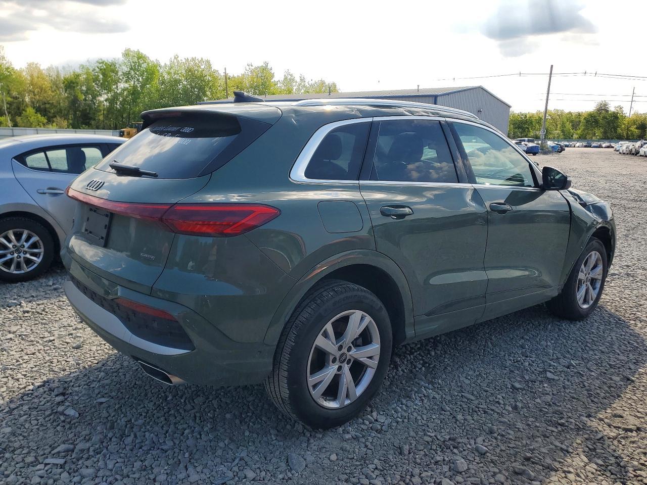 2025 Audi Q5 Premium - zdjęcie 3