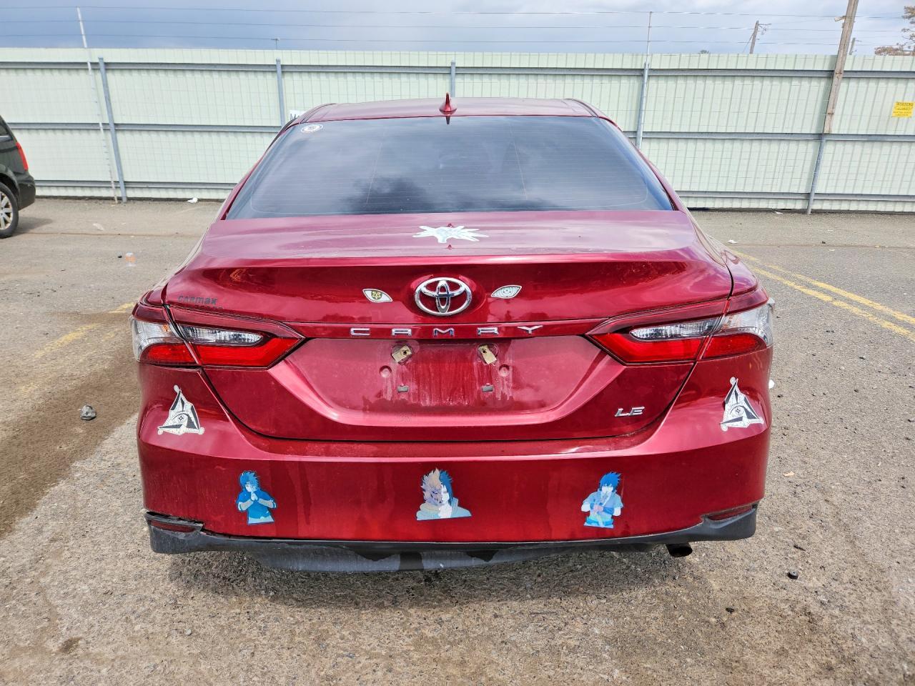 2021 Toyota Camry Le - zdjęcie 6