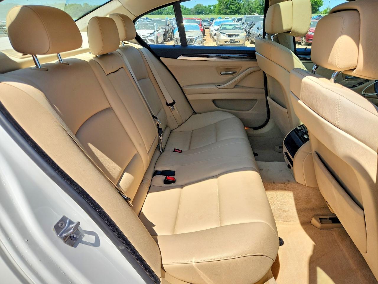 2013 BMW 528 I - zdjęcie 10