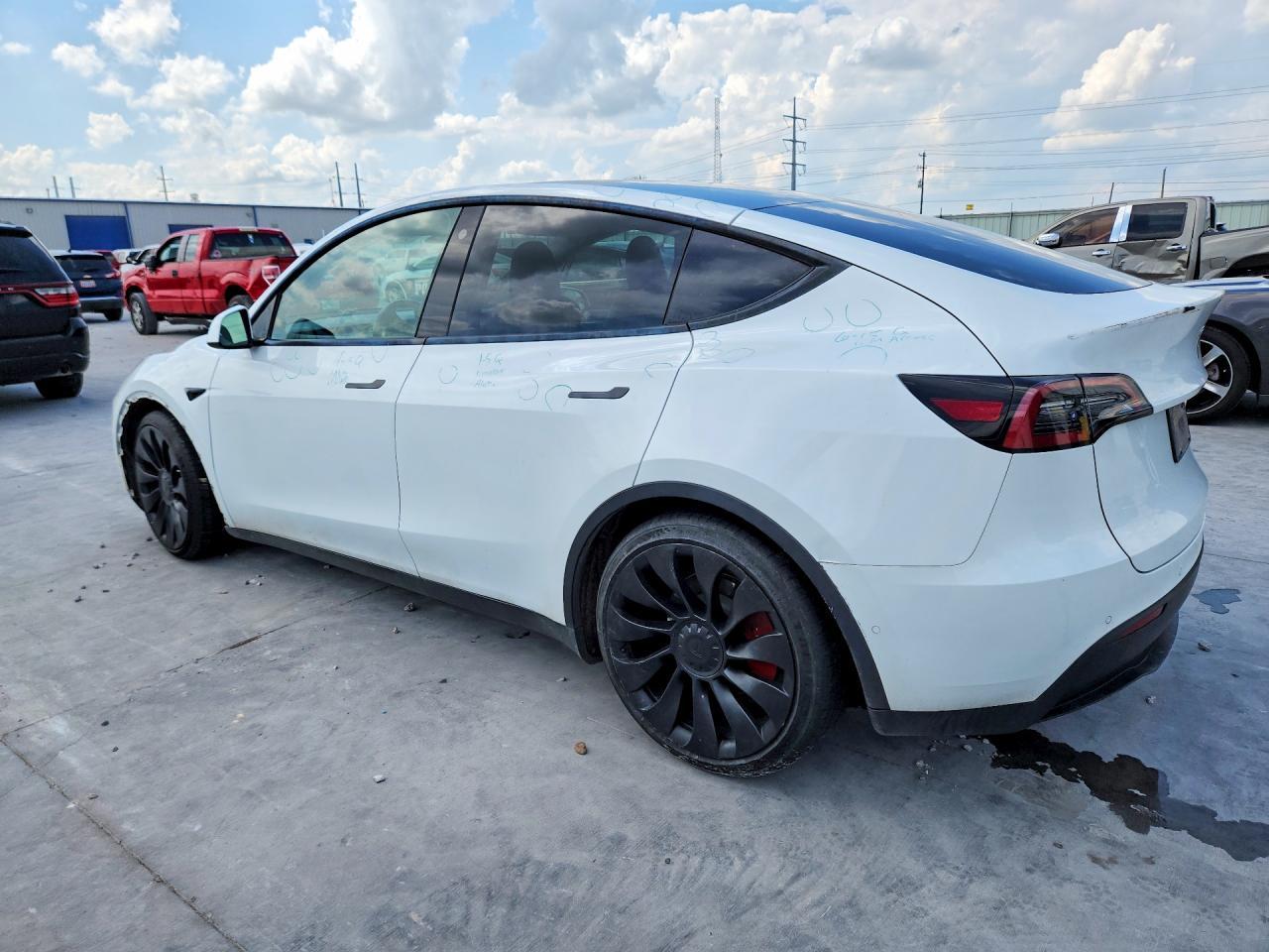 2022 Tesla Model Y - zdjęcie 2