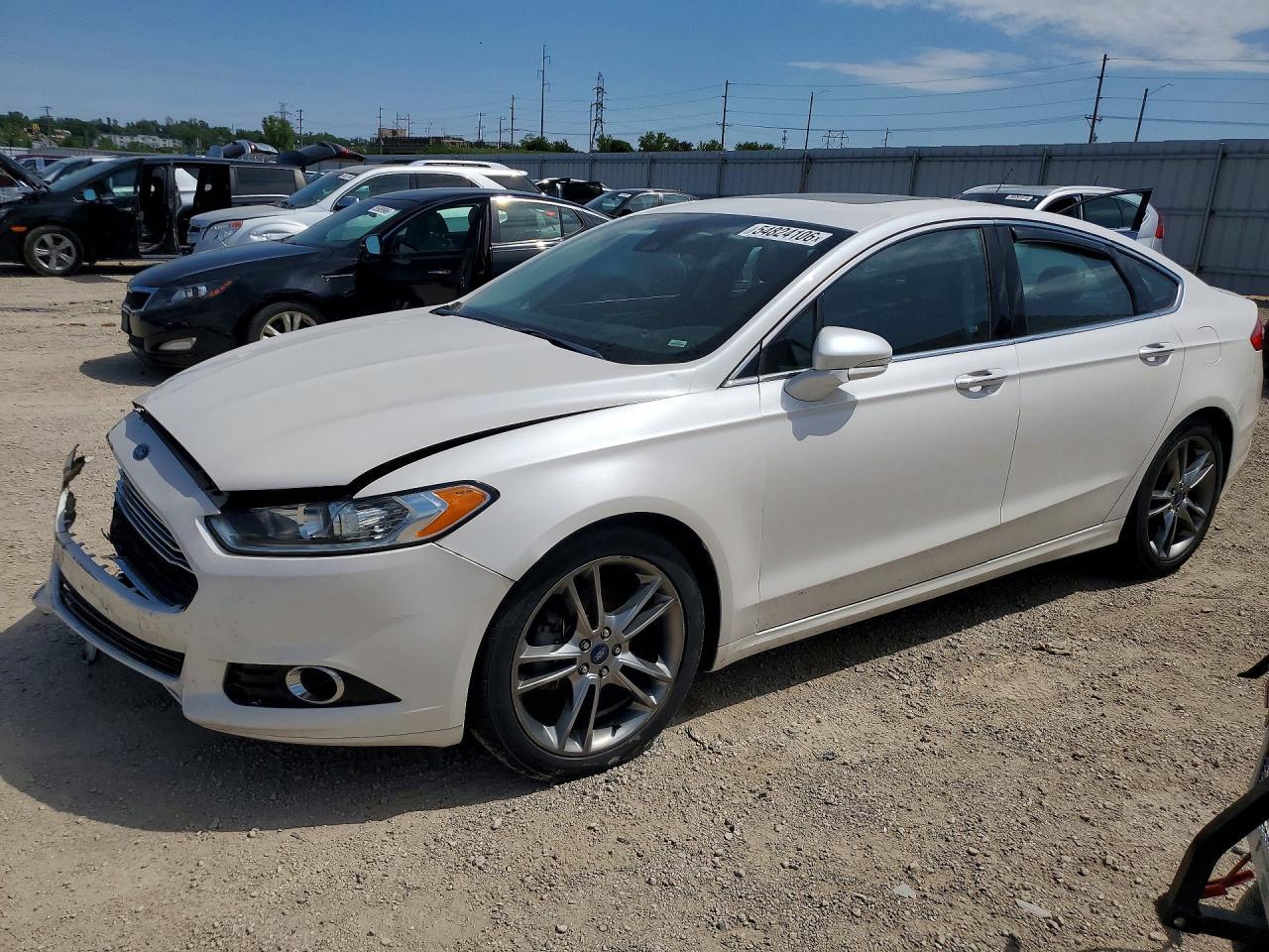 2015 Ford Fusion Titanium - zdjęcie główne
