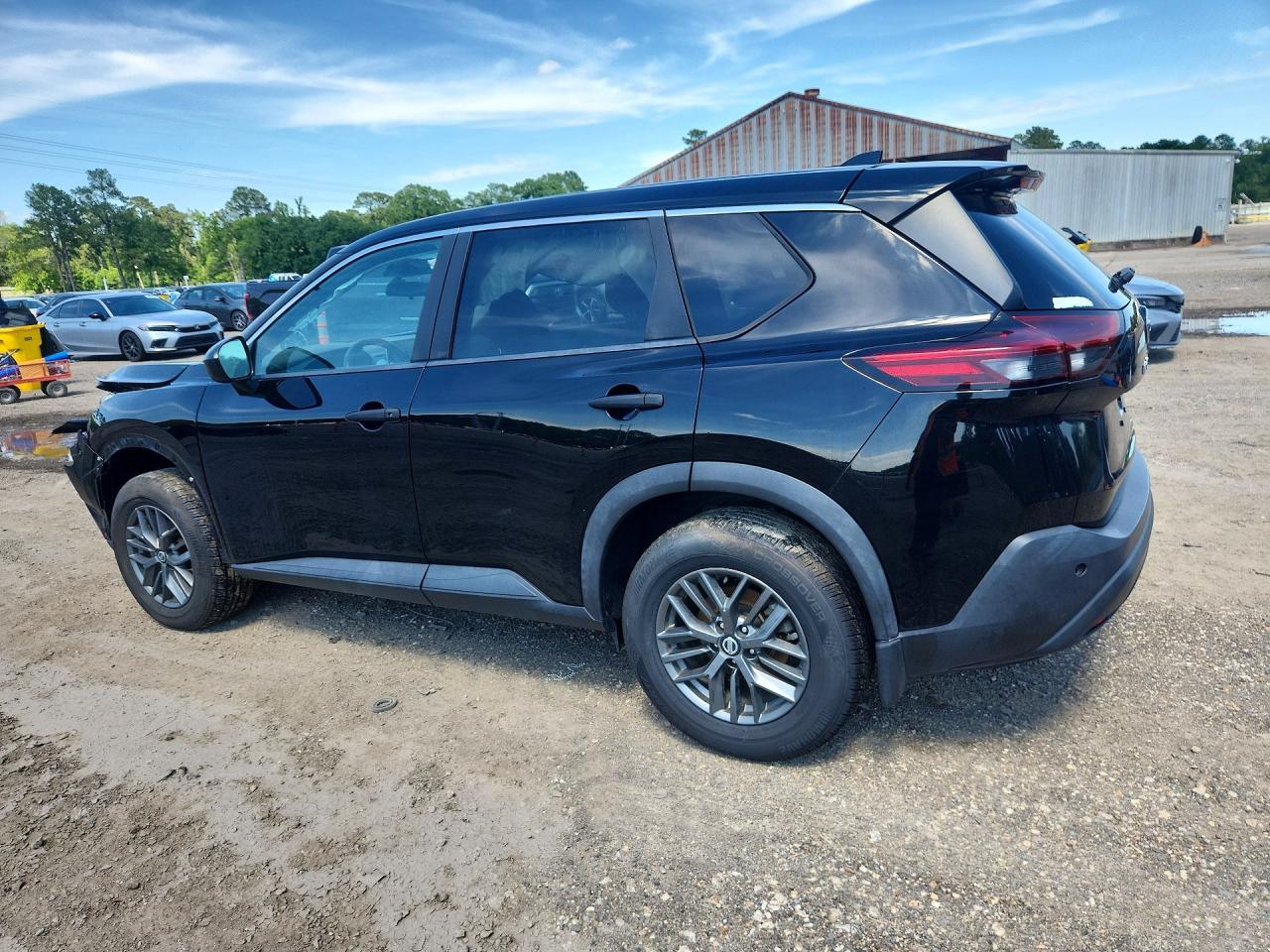 2021 Nissan Rogue S - zdjęcie 2
