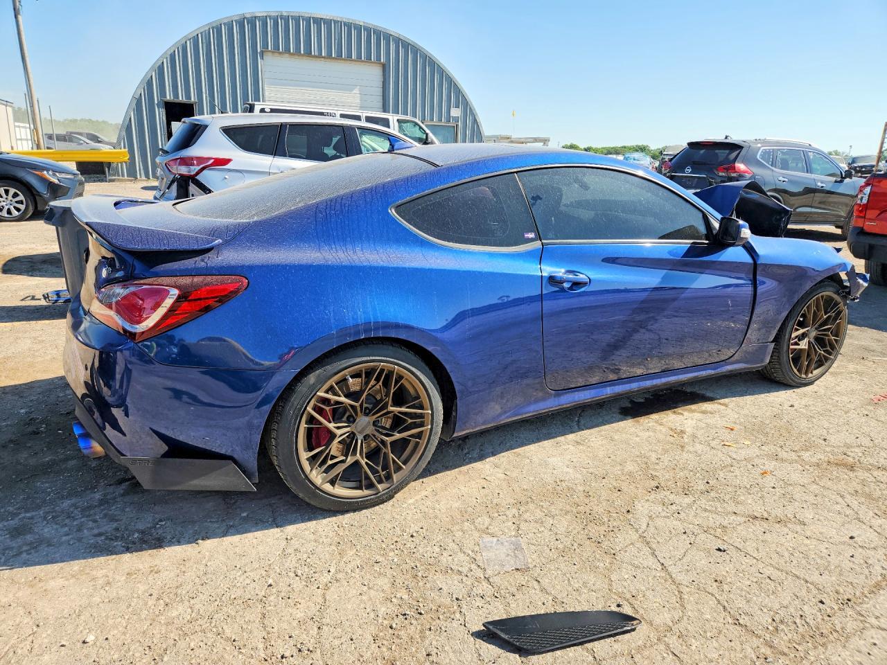2016 Hyundai Genesis - zdjęcie 3
