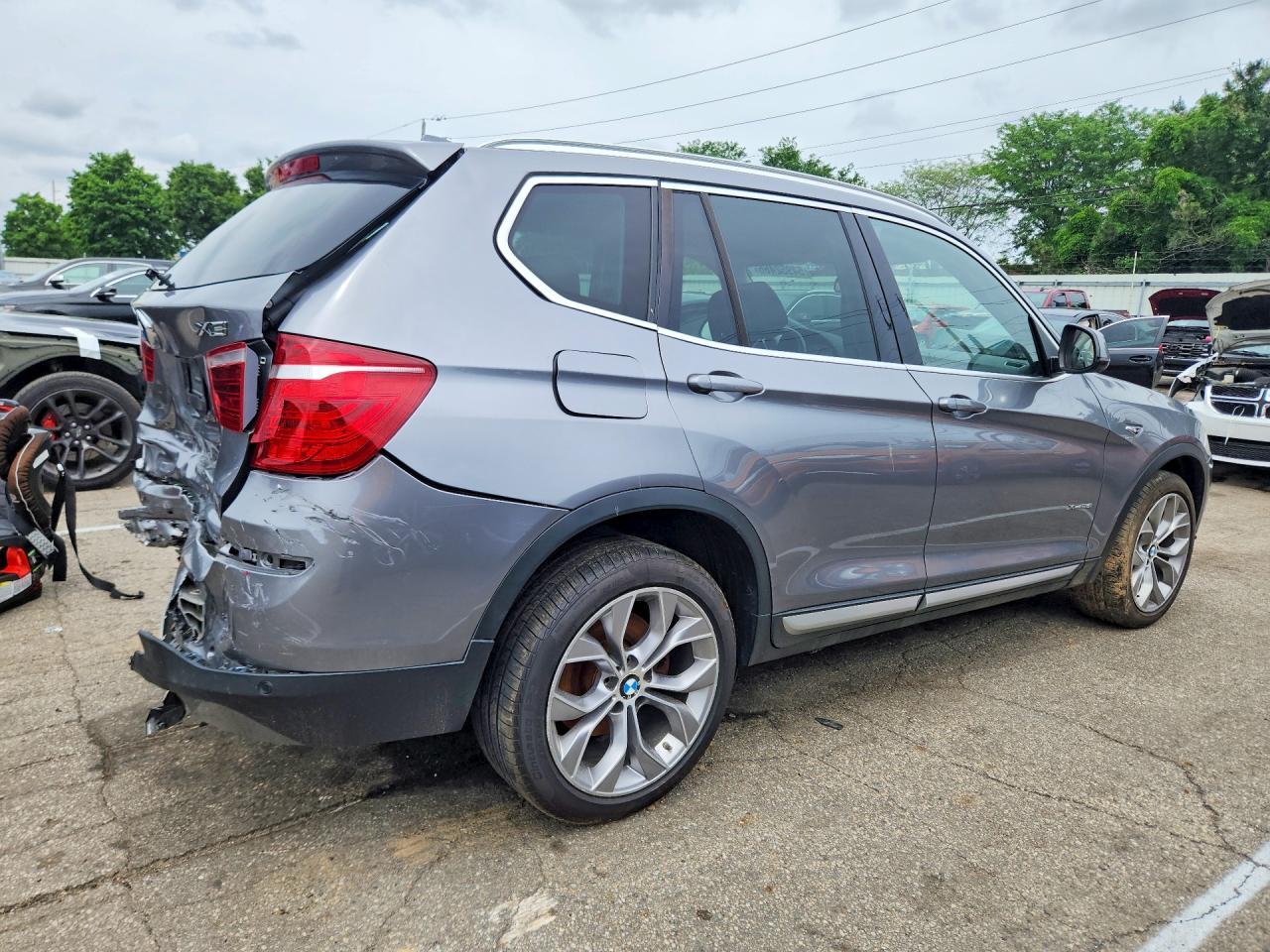 2017 BMW X3 xDrive28I - zdjęcie 3