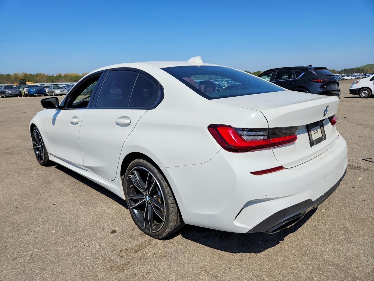 2022 BMW M340Xi - zdjęcie 2