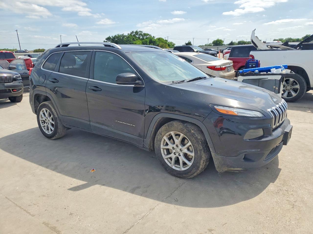 2018 Jeep Cherokee Latitude Plus - zdjęcie 4
