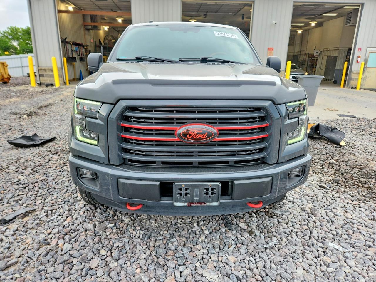 2016 Ford F150 Super Cab - zdjęcie 5
