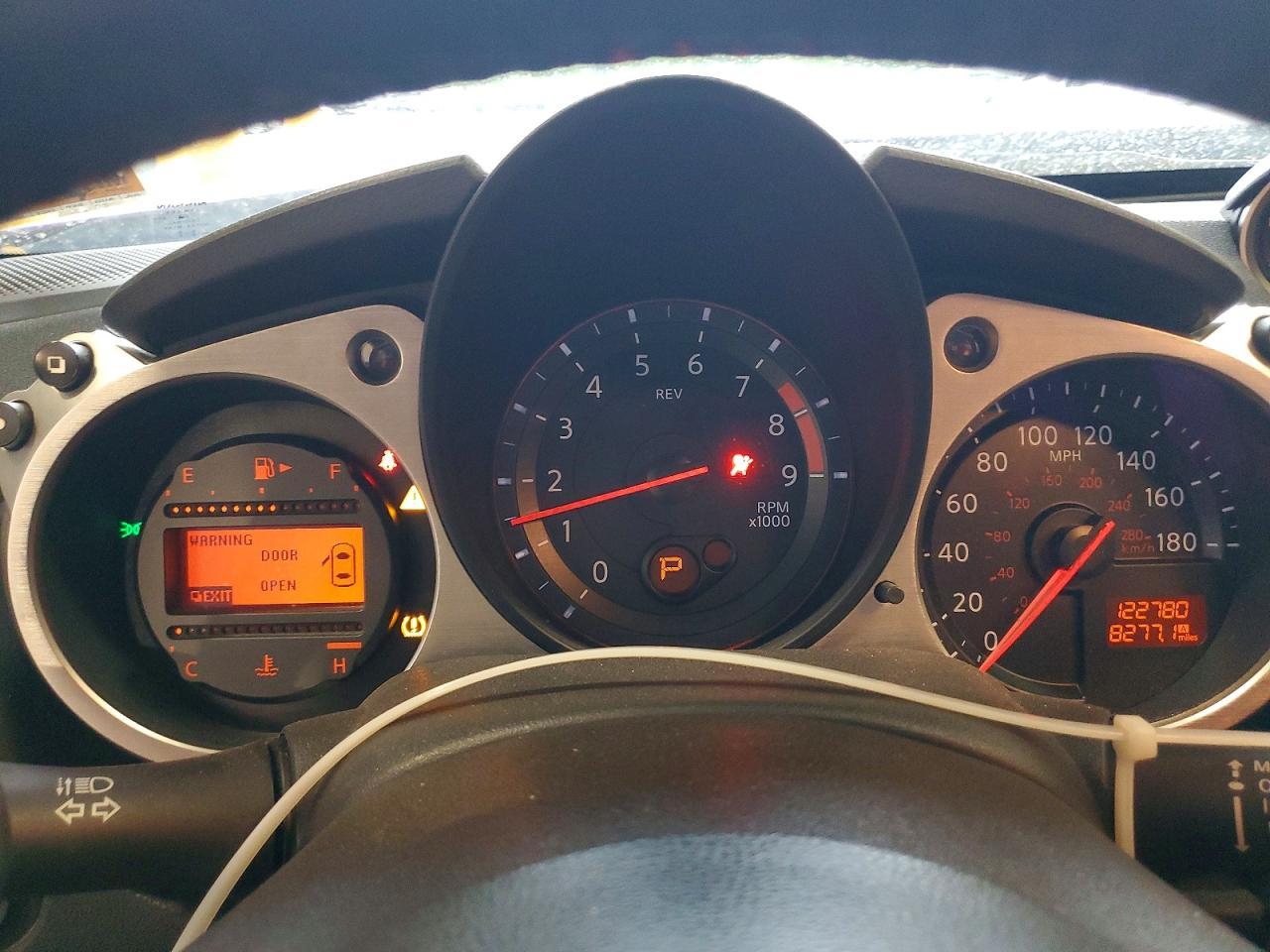 2017 Nissan 370Z Base - zdjęcie 9