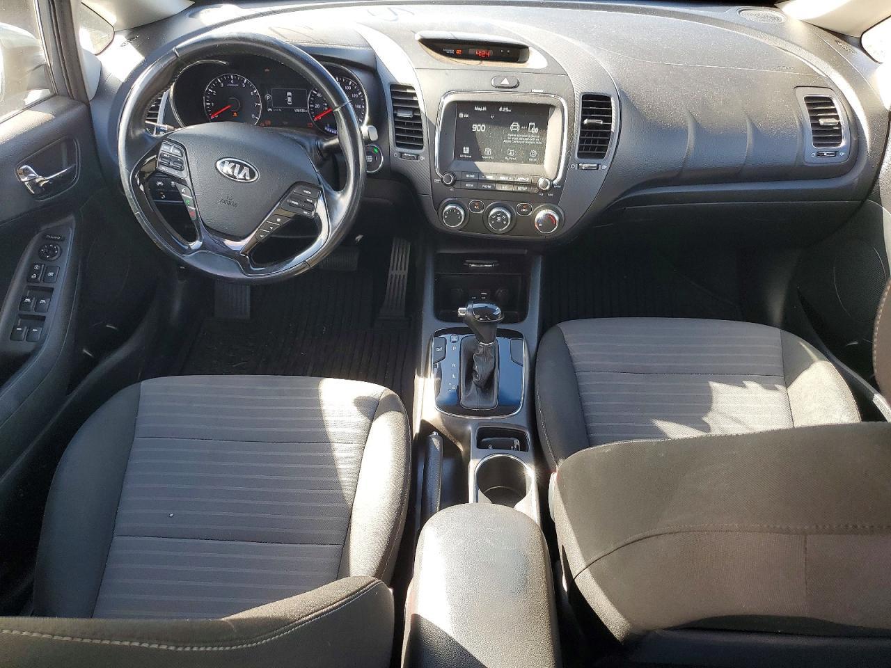 2017 Kia Forte S - zdjęcie 8