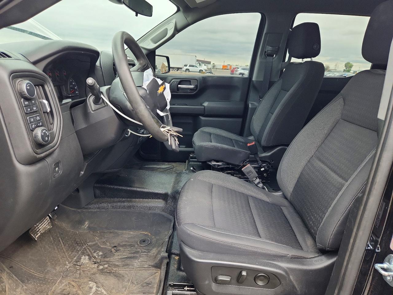2023 Chevrolet Silverado K1500 - zdjęcie 7