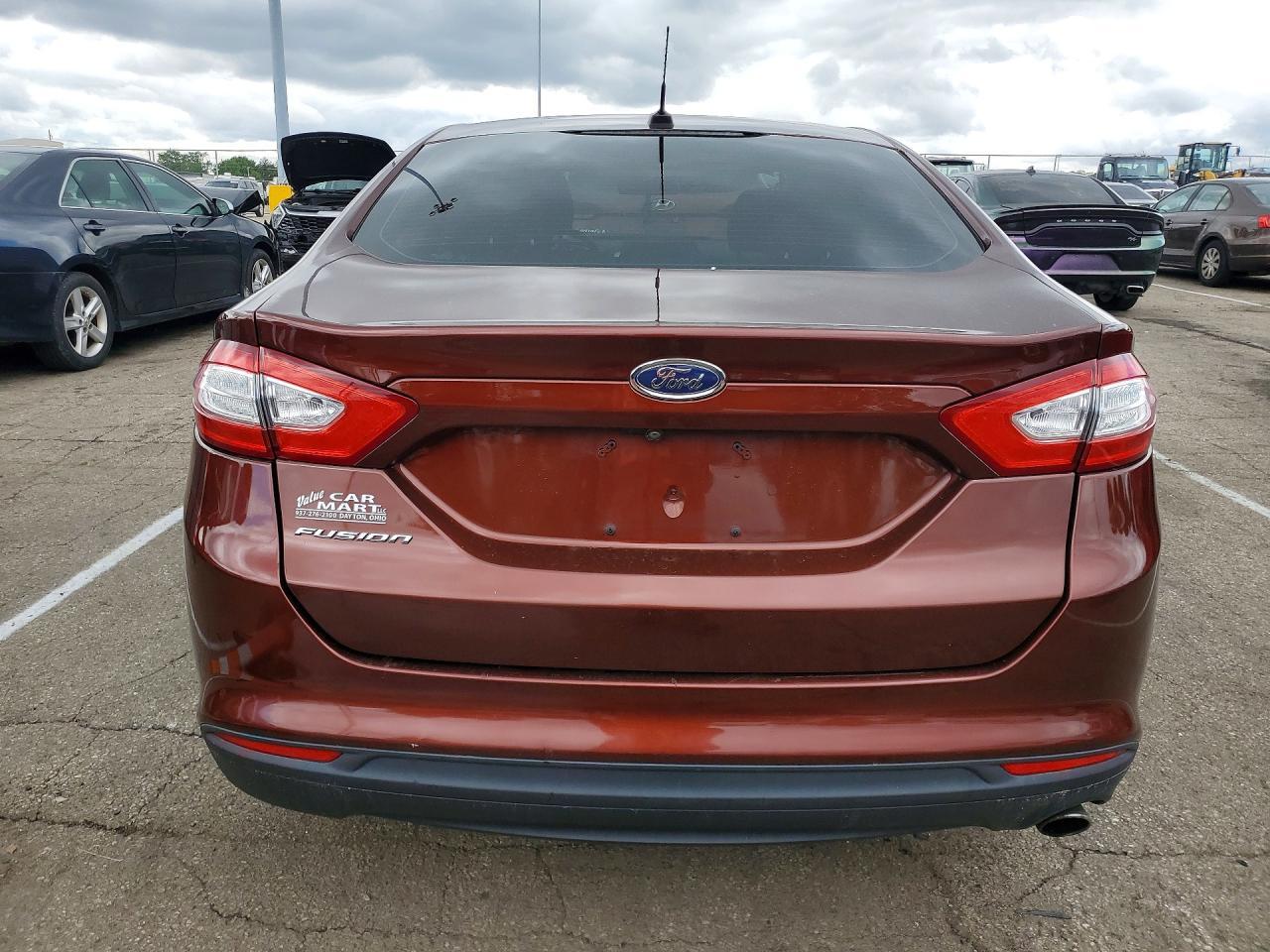 2016 Ford Fusion S - zdjęcie 6