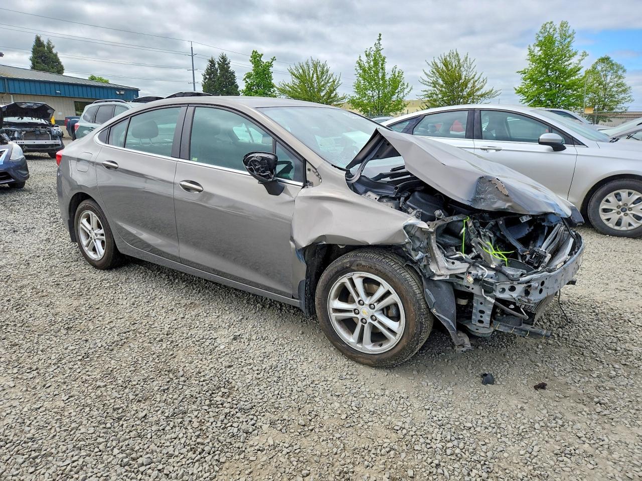 Chevrolet Cruze - zdjęcie 4