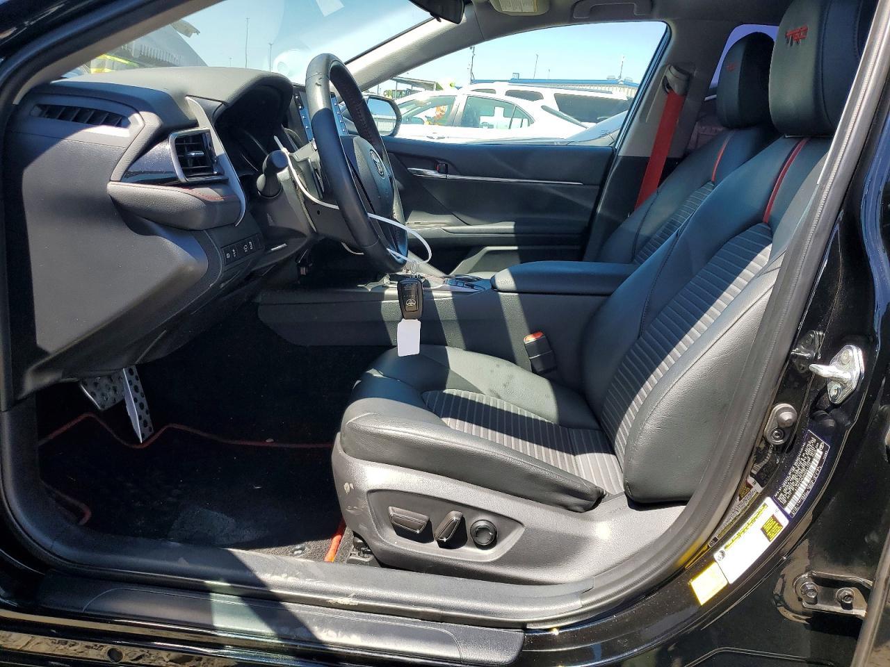 2022 Toyota Camry Trd - zdjęcie 7