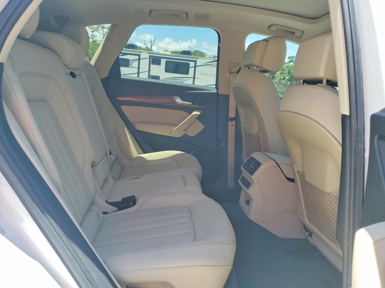 2021 Audi Q5 Premium - zdjęcie 11