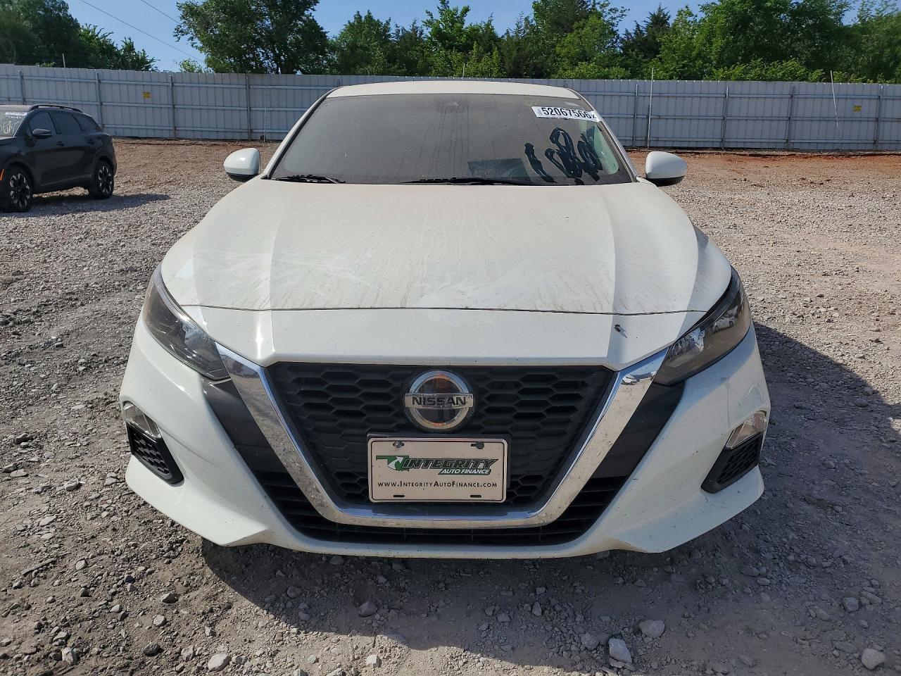 2022 Nissan Altima - zdjęcie 5