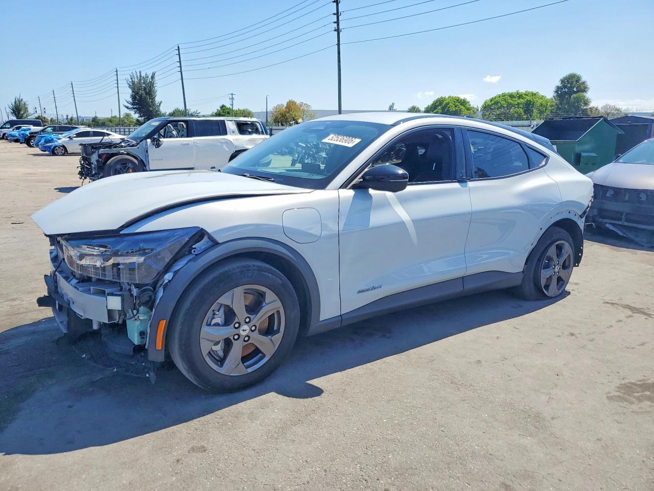 2023 Ford Mustang Mach-E Select - zdjęcie główne