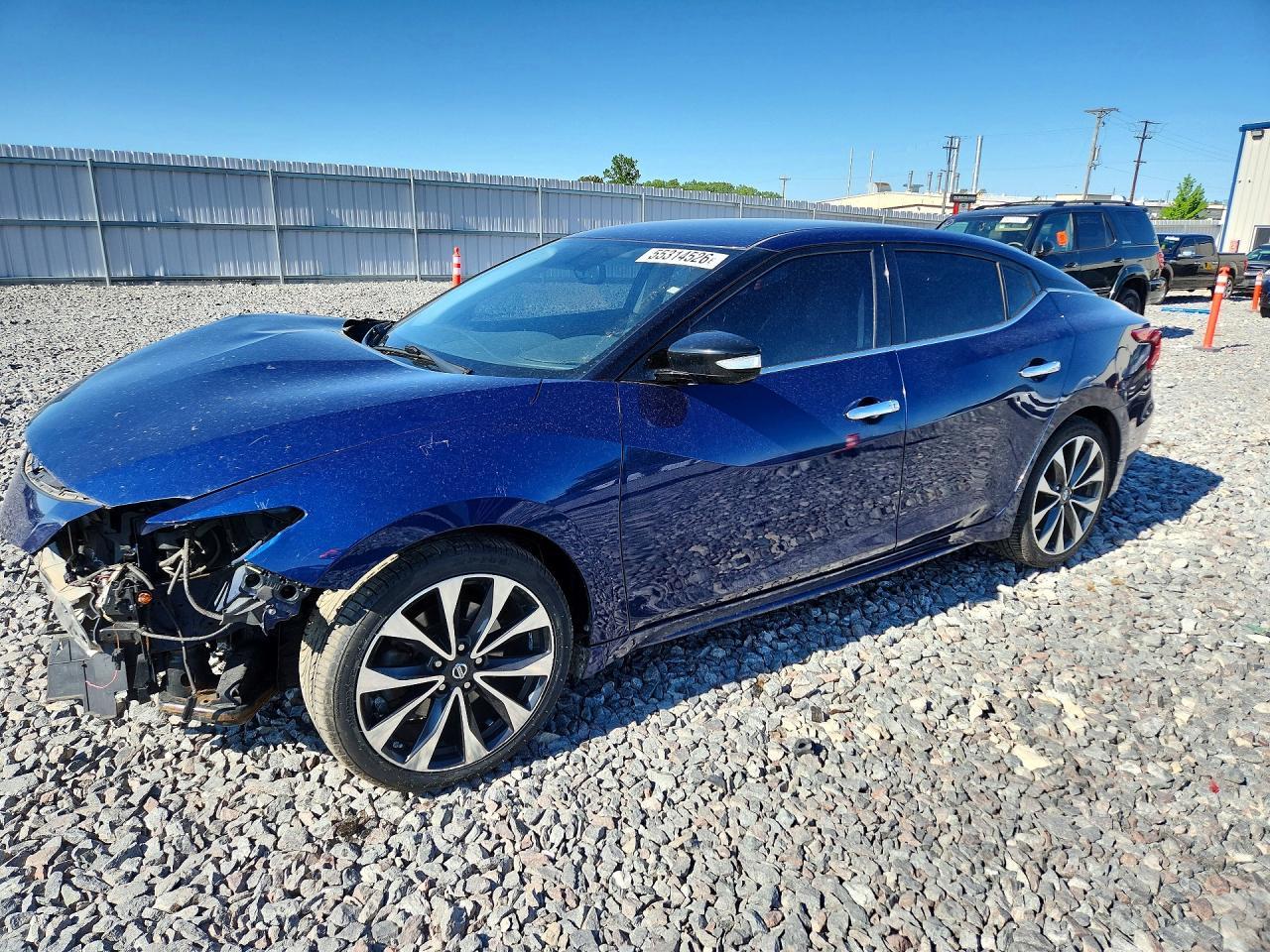 2016 Niss Maxima - zdjęcie główne