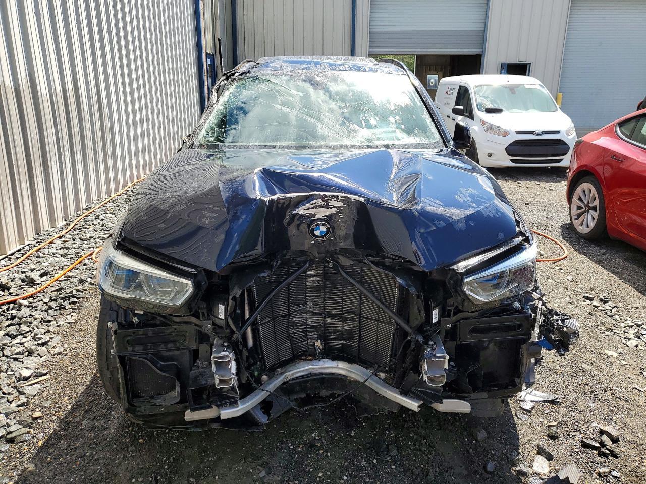 2019 BMW X5 xDrive50I - zdjęcie 5