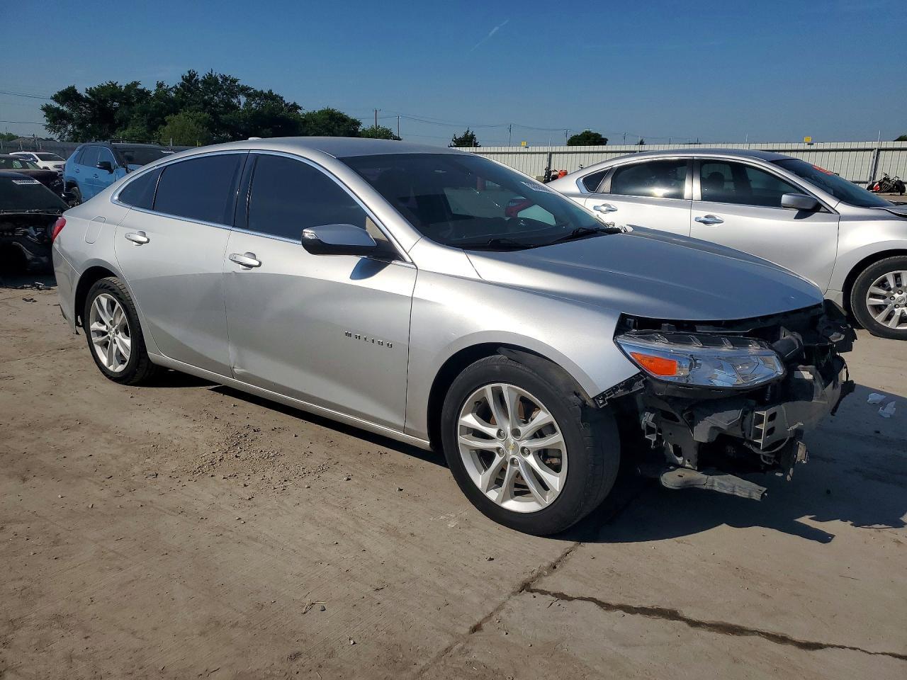 2016 Chevrolet Malibu Lt - zdjęcie 4