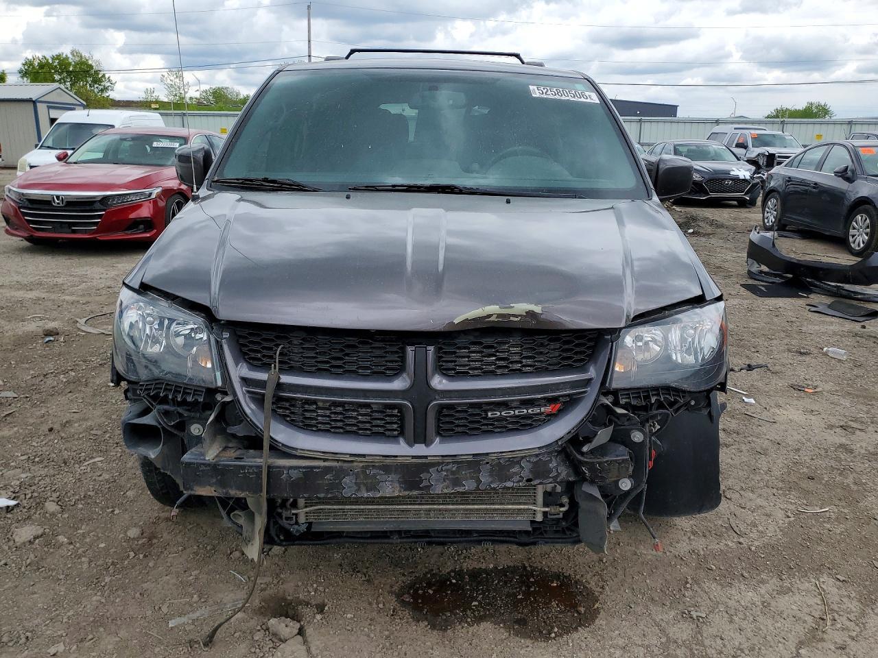 2017 Dodge Grand Caravan Gt - zdjęcie 5