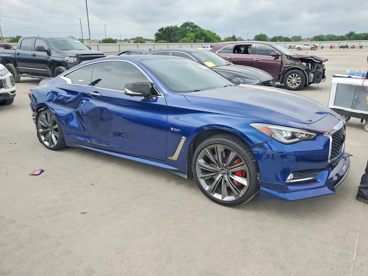2019 Infiniti Q60 Red Sport 400 - zdjęcie 4