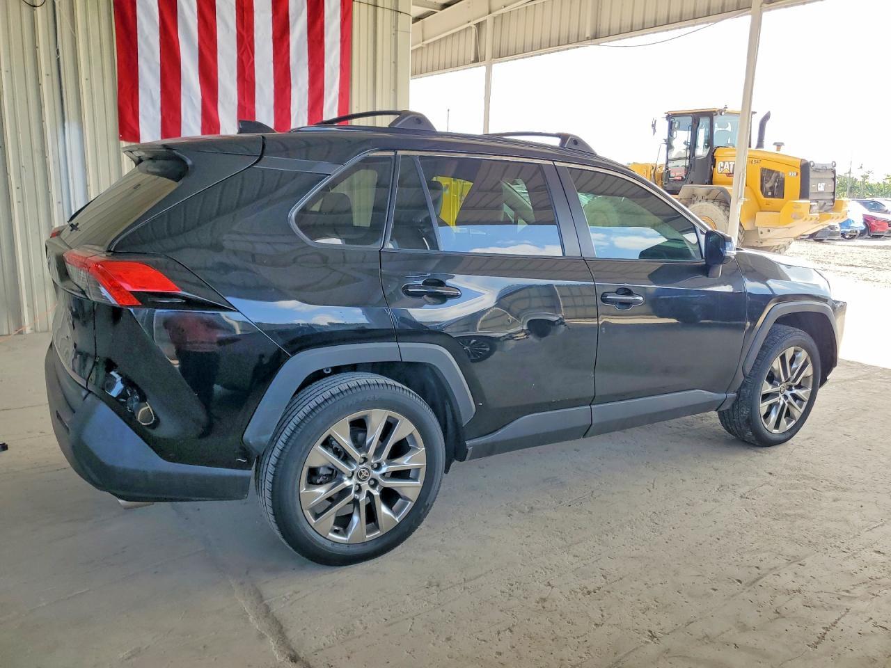 2021 Toyota Rav4 Xle Premium - zdjęcie 3