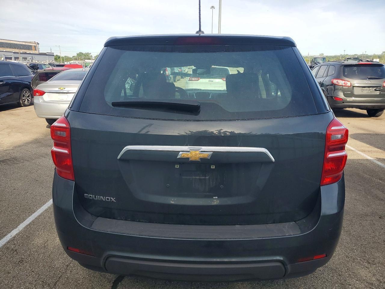 2017 Chevrolet Equinox Ls - zdjęcie 6
