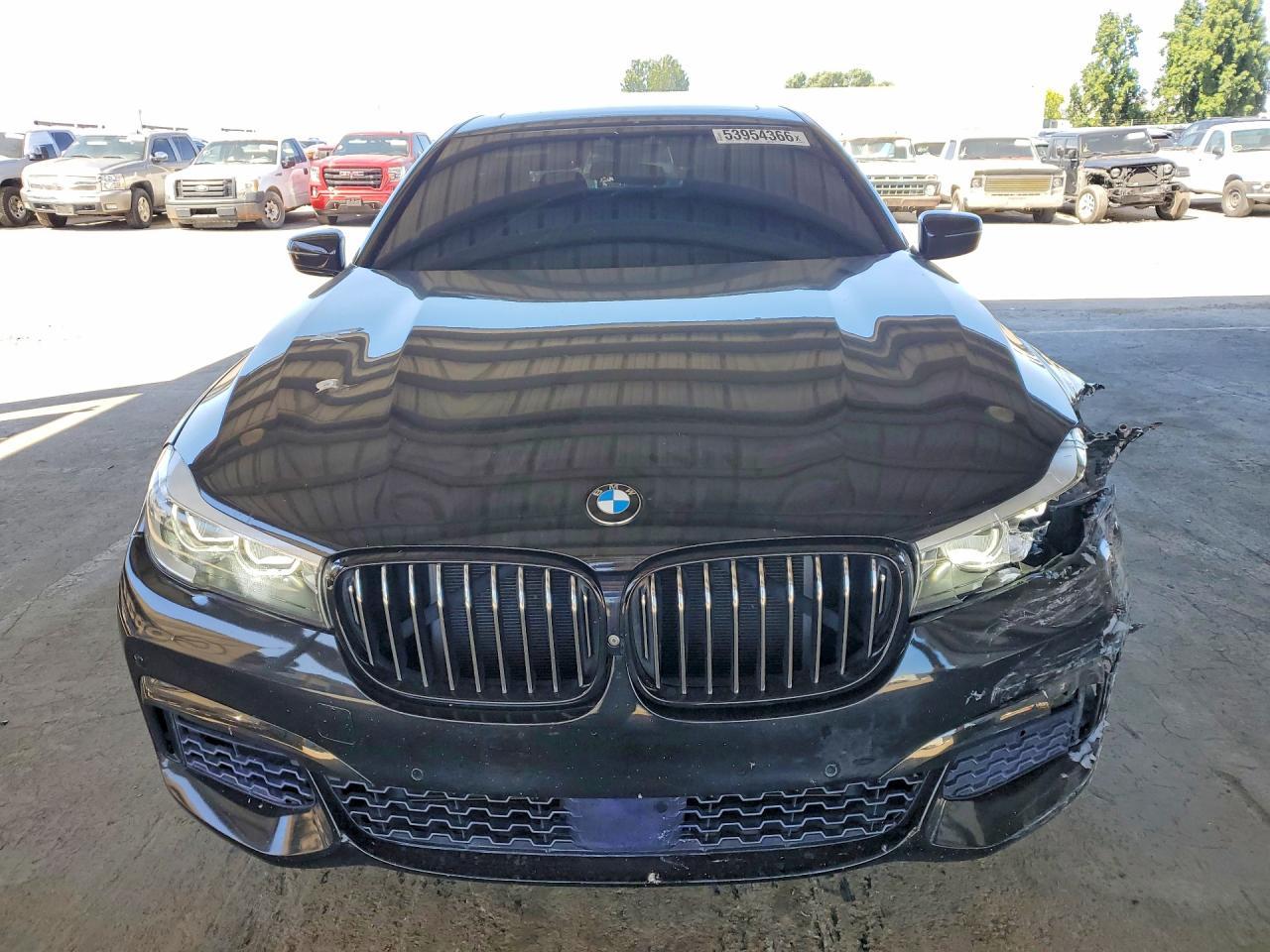 2016 BMW 740 I - zdjęcie 5