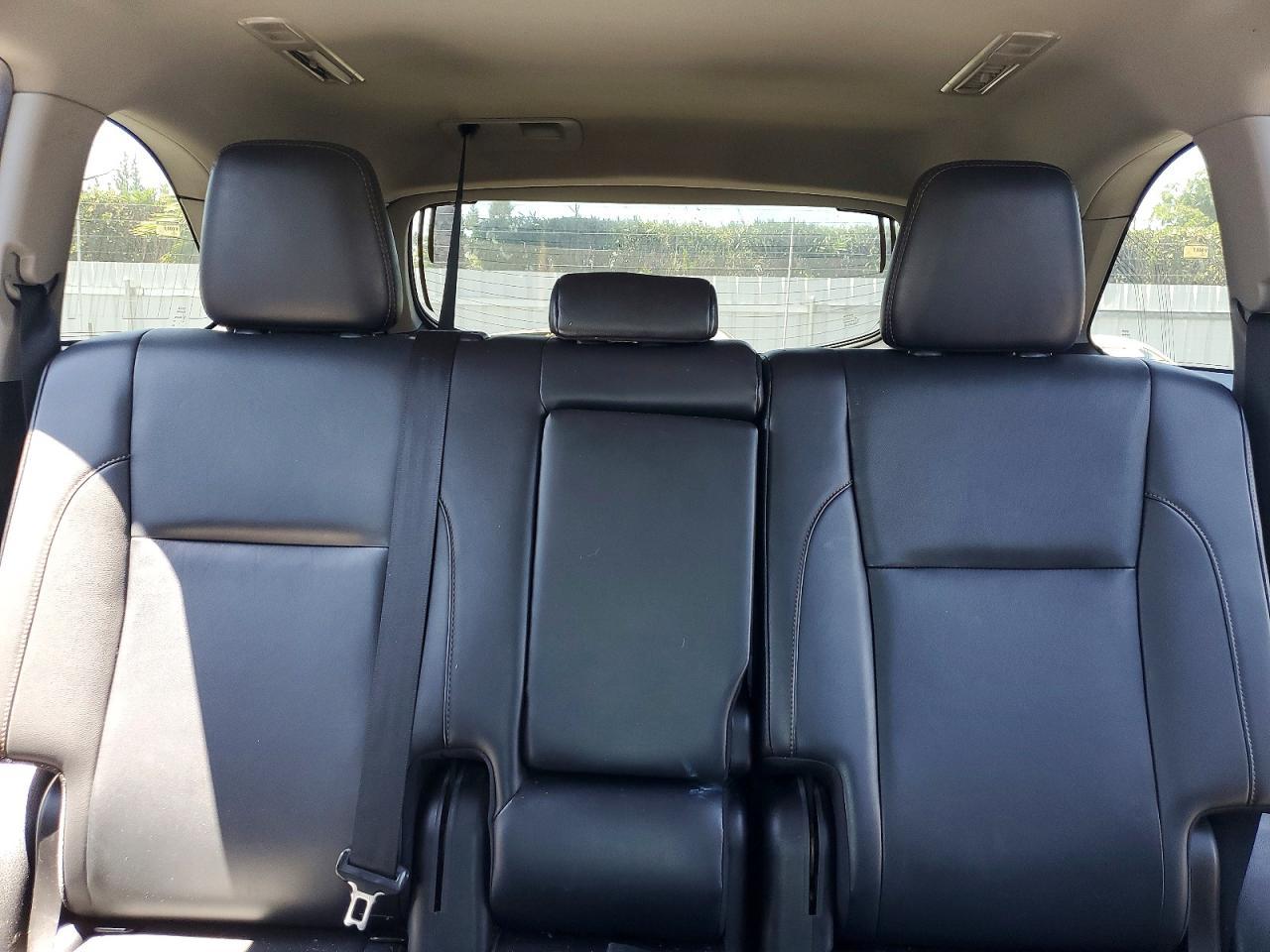 2019 Toyota Highlander Xle - zdjęcie 10