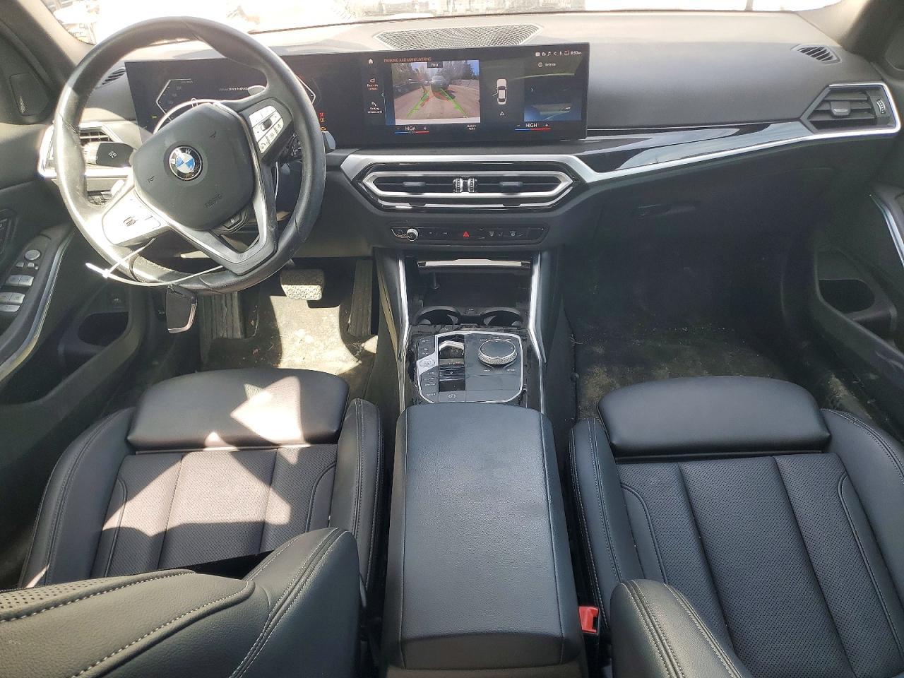 2023 BMW 330Xi - zdjęcie 8