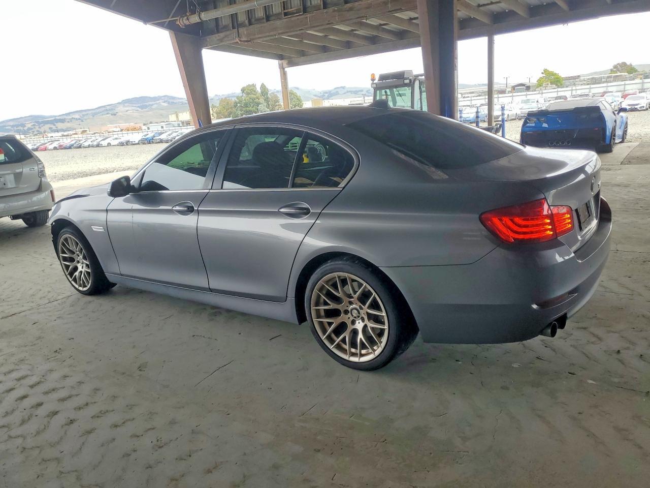 2016 BMW 528 I - zdjęcie 2