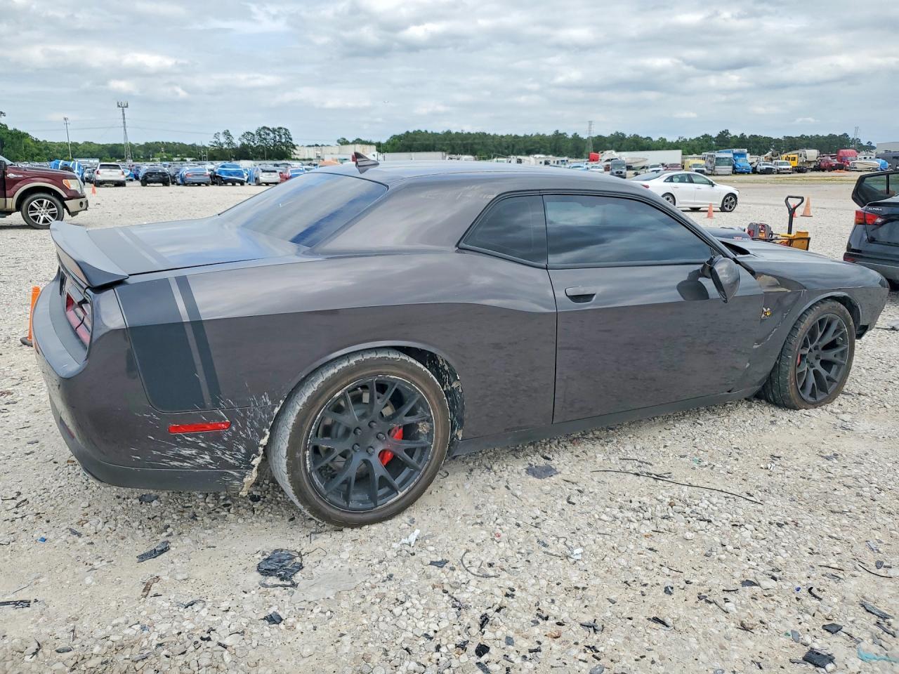 2018 Dodge Challenger R - zdjęcie 3