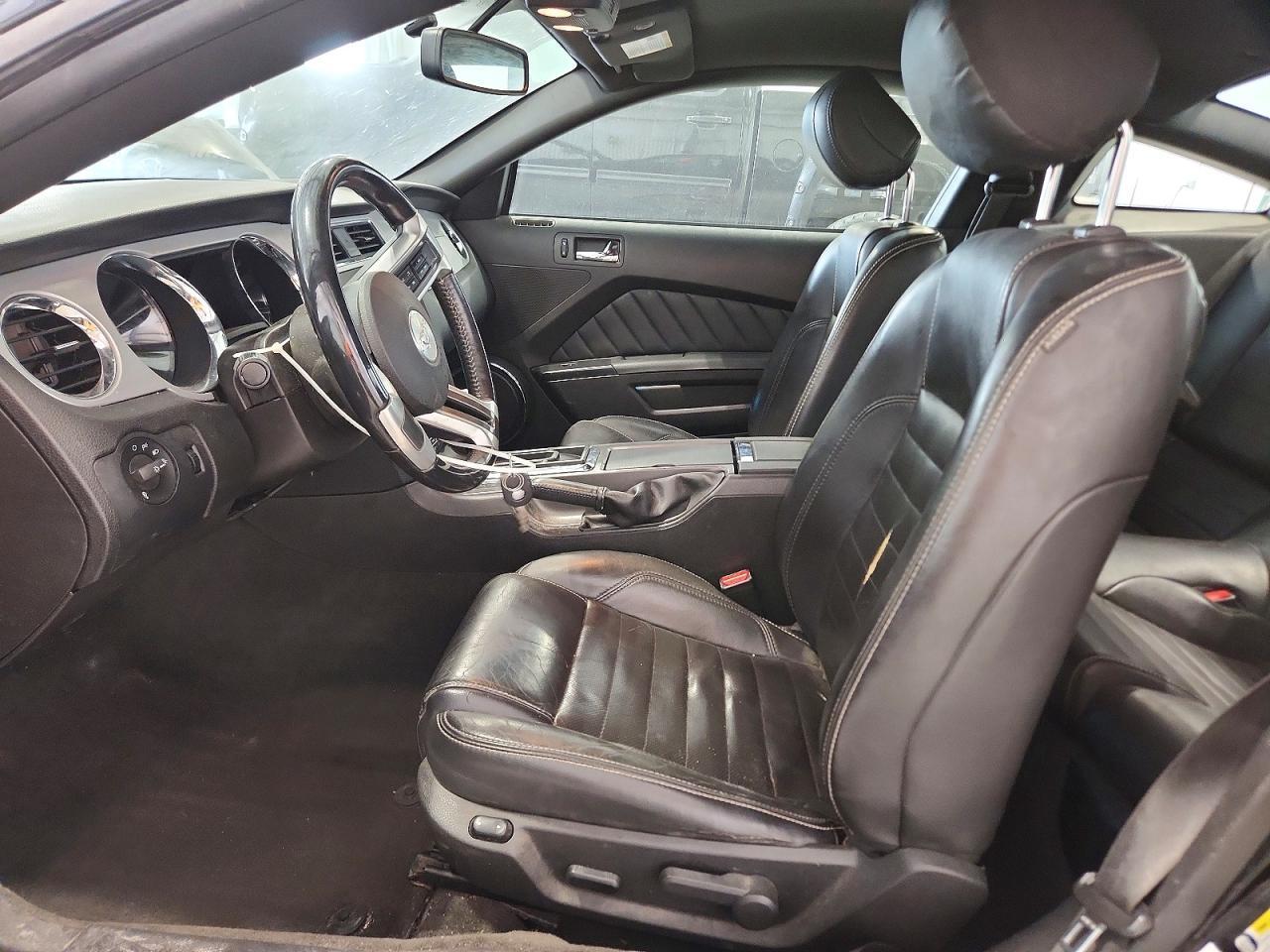2013 Ford Mustang - zdjęcie 7