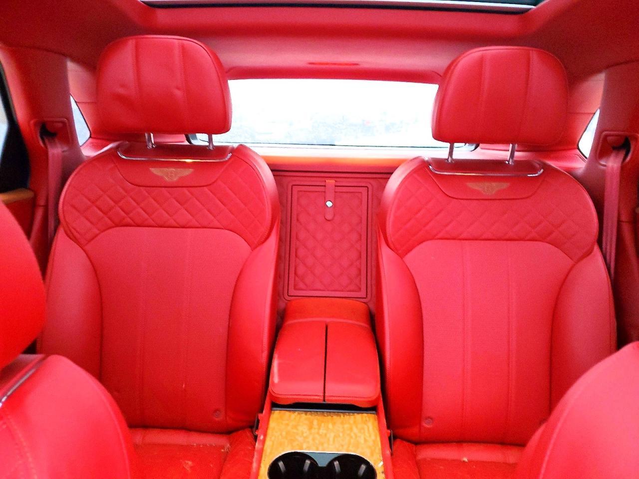 2017 Bentley Bentayga - zdjęcie 10