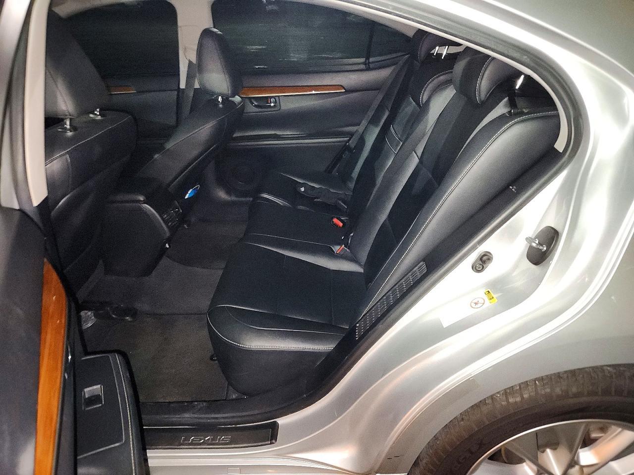 2013 Lexus Es 300H - zdjęcie 10