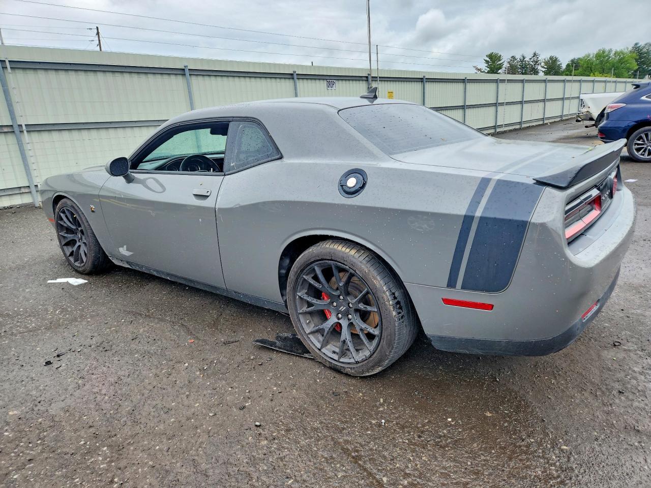 2018 Dodge Challenger R - zdjęcie 2
