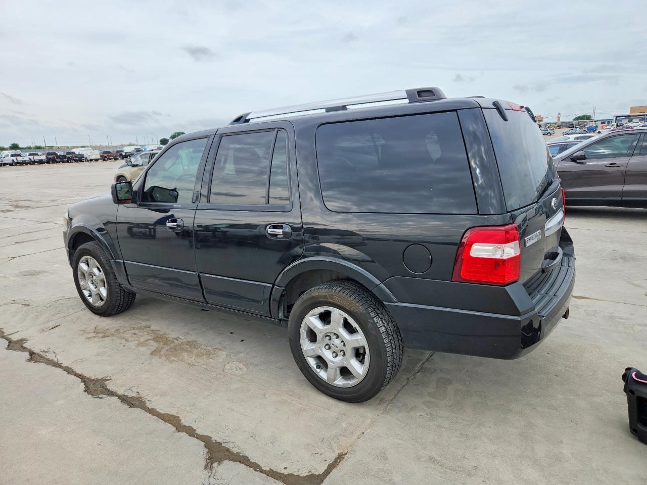 2013 Ford Expedition Limited - zdjęcie 2