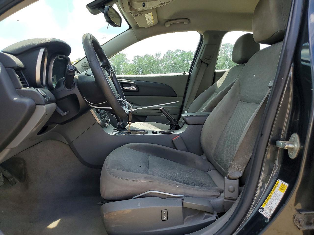 2015 Chevrolet Malibu Ls - zdjęcie 7