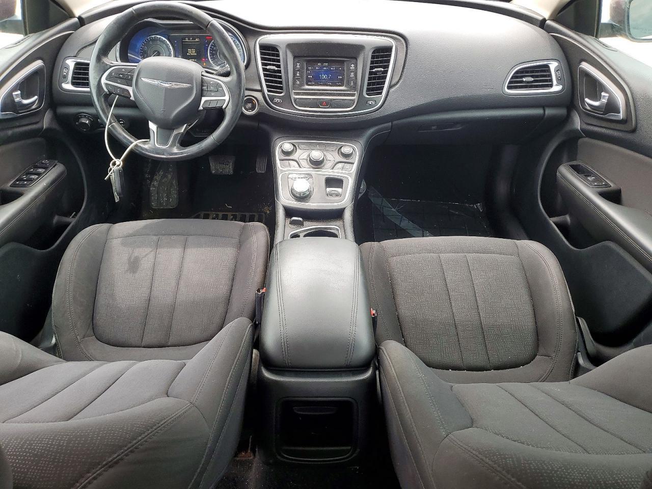 2016 Chrysler 200 Lx - zdjęcie 8