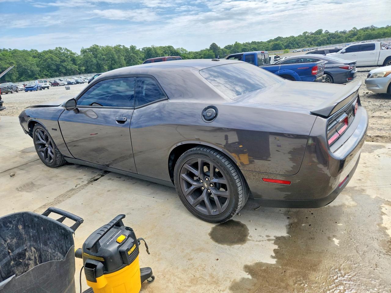 2023 Dodge Challenger R - zdjęcie 2